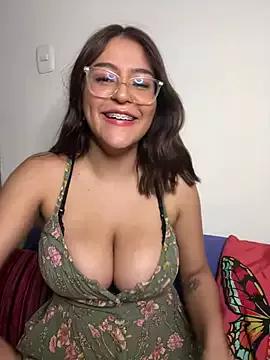 Juliana_News on StripChat 