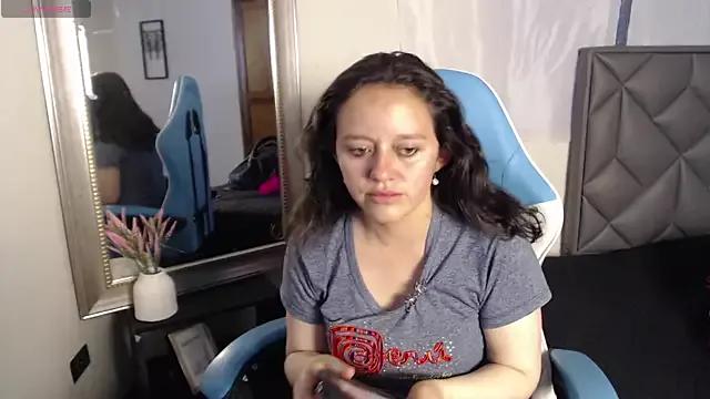 Kammi_G on StripChat 