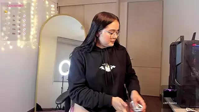 KathrynaYu on StripChat 