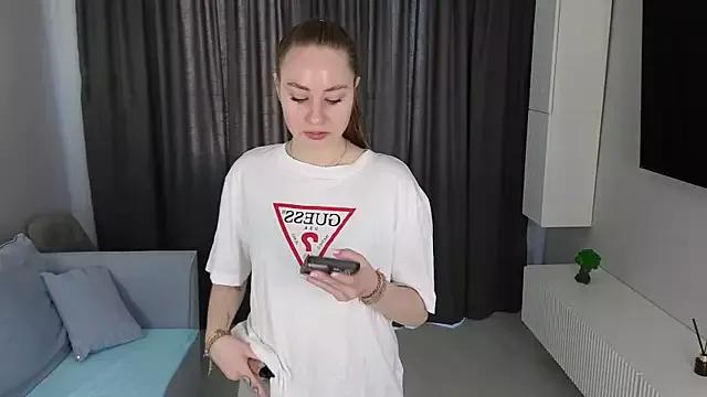 Katie_Malone on StripChat 