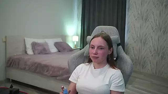 KatieEnderby on StripChat 