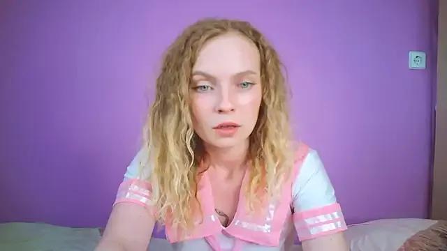 KatrinLolly on StripChat 