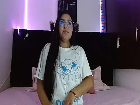 Kattyevanss on StripChat 