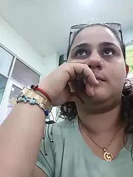 katyfox22 on StripChat 