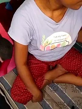 Khushi__khanna on StripChat 