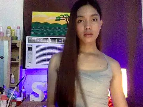 kiffy24 on StripChat 