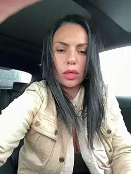 KimKelly13 on StripChat 