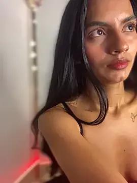 Kiomy_Dulce on StripChat 