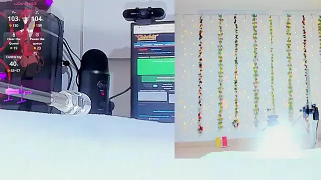 Kitty__Rose__ on StripChat 
