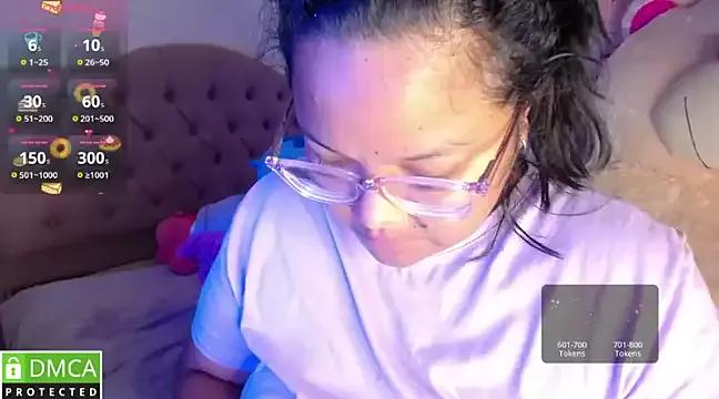 KittyHot20 on StripChat 
