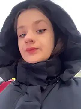 KittyQueeny — Make me crazy horny near people in Mall