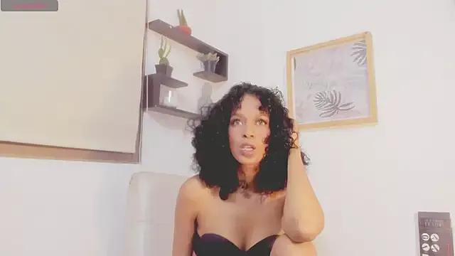 lanahilt on StripChat 