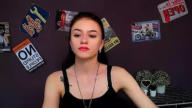 LanaTey on StripChat 