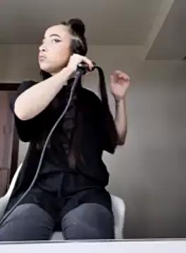 LaraBlairX on StripChat 
