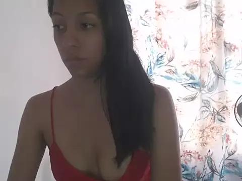 Laura_andrea on StripChat 