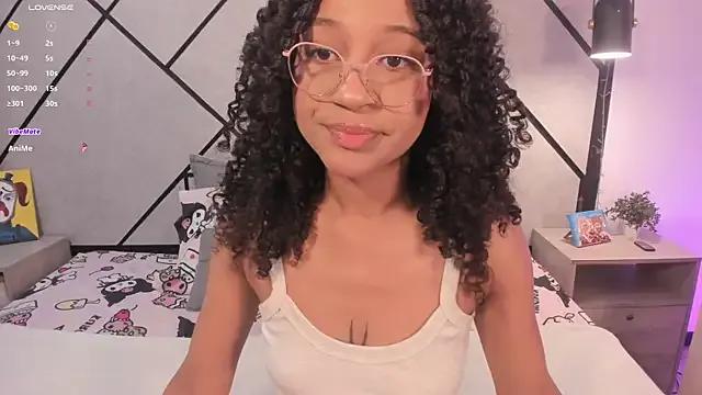 Layla_Clarke — Take off your glasses and suck me