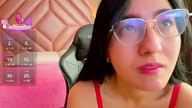 layla_santana on StripChat 