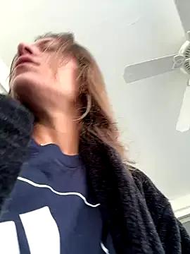 LaylaRainVIP on StripChat 