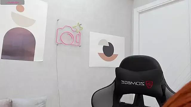 Leona_Wilkersson on StripChat 