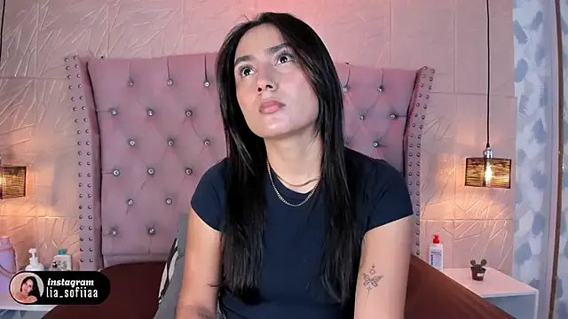 lia_sofiia — I NEED A GOOD FUCK! My toys x2m