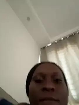 Lil-shawrie on StripChat 