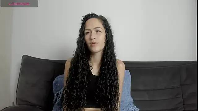 lilith351634 on StripChat 
