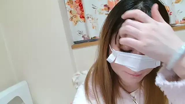 liliyRiSAcha-n on StripChat 