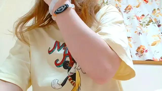 liliyRiSAcha-n on StripChat 