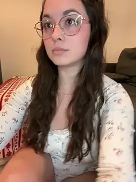 liloush__ — Hi ! :flirt: (3 hot pics LT)