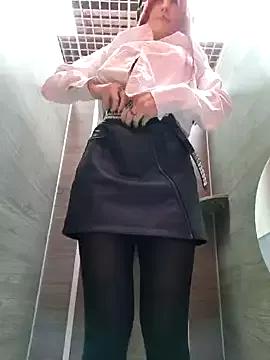 Lilya_Dark on StripChat 