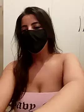 Lina_sexy_bitch on StripChat 