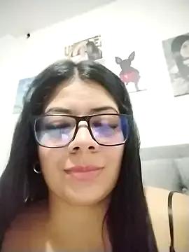 Lindanaranjo16 on StripChat 