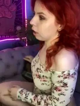 Lisa_Berry on StripChat 