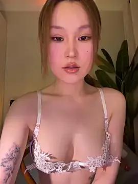 LisaNeverDie — Freechat on StripChat