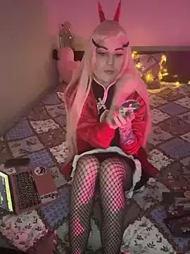 LitLay on StripChat 