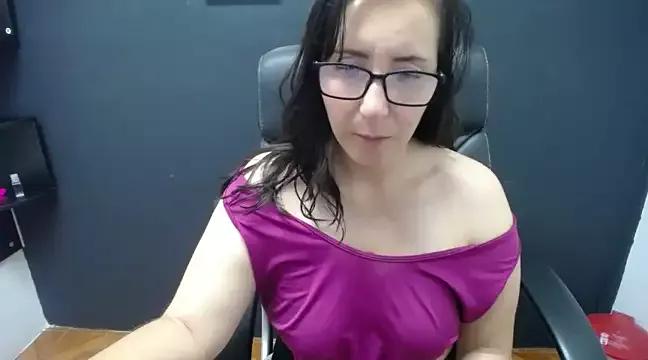 Litta07_ on StripChat 