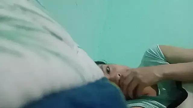 Little_Selene on StripChat 