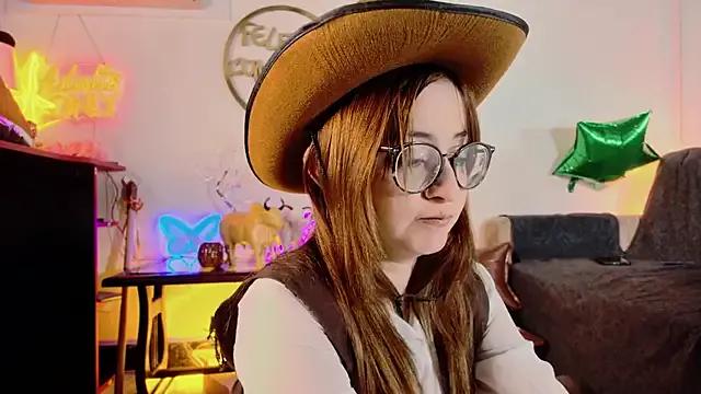 Littlejenn777_ on StripChat 