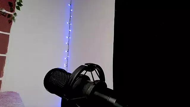 littlemoon0622 on StripChat 