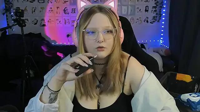 Lollli_Vi on StripChat 
