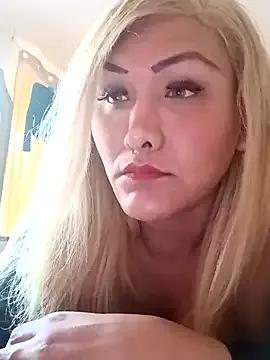 luciana_trans on StripChat 