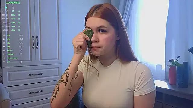 LucilleGlover on StripChat 