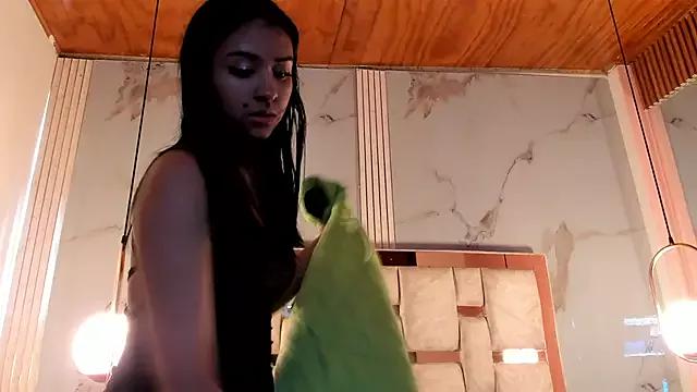 Luke_and_amber on StripChat 