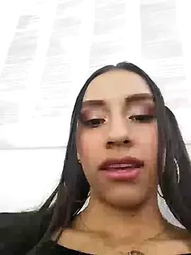 LUPE_JOHNSON on StripChat 