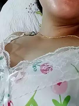 Lyly_surii on StripChat 