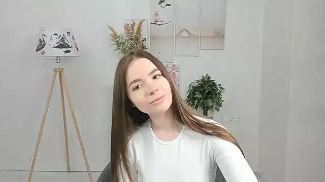 LynnaCoey on StripChat 