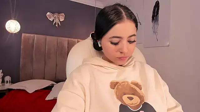 Maaiitee on StripChat 