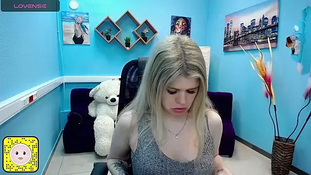 mademoizelle_1 on StripChat 