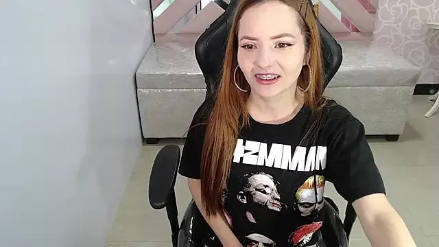 mady0619_ch on StripChat 