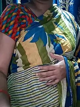 Maha_024 on StripChat 
